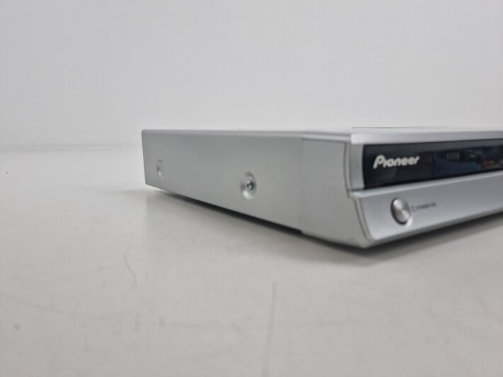 Pioneer DVR-530H DVD Recorder - With original manual and remote control