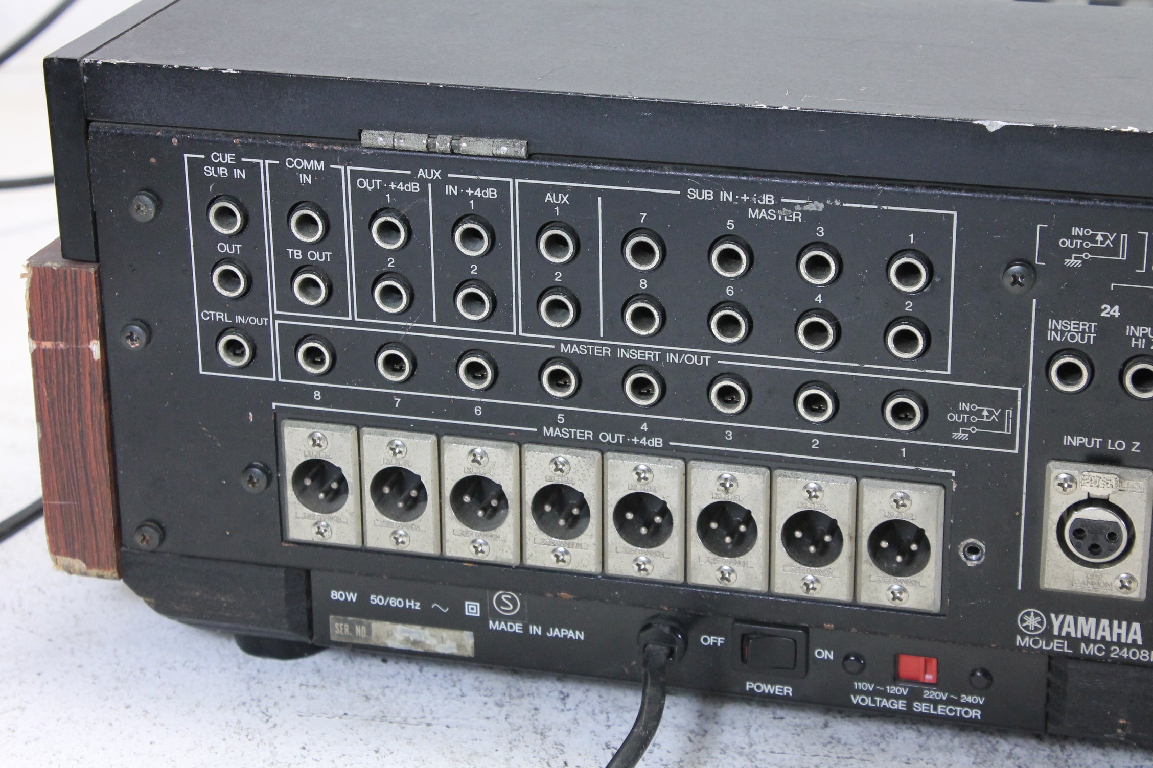 Yamaha 2408M 24 channel monitor mixing console