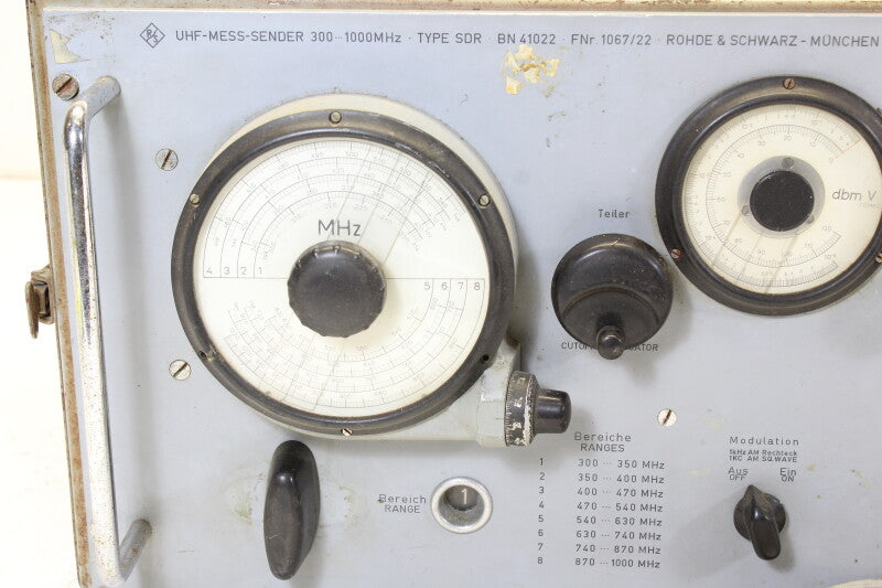 Rohde & Schwarz BN 41022 UHF-Mess-Sender SDR