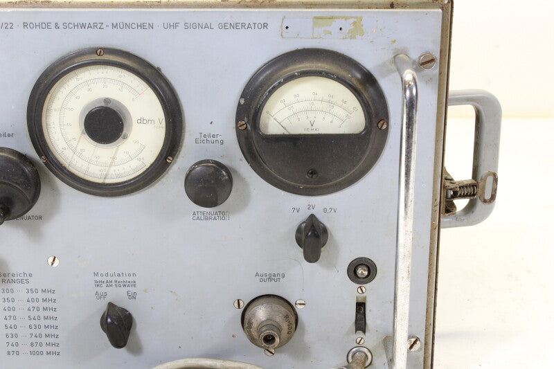 Rohde & Schwarz BN 41022 UHF-Mess-Sender SDR