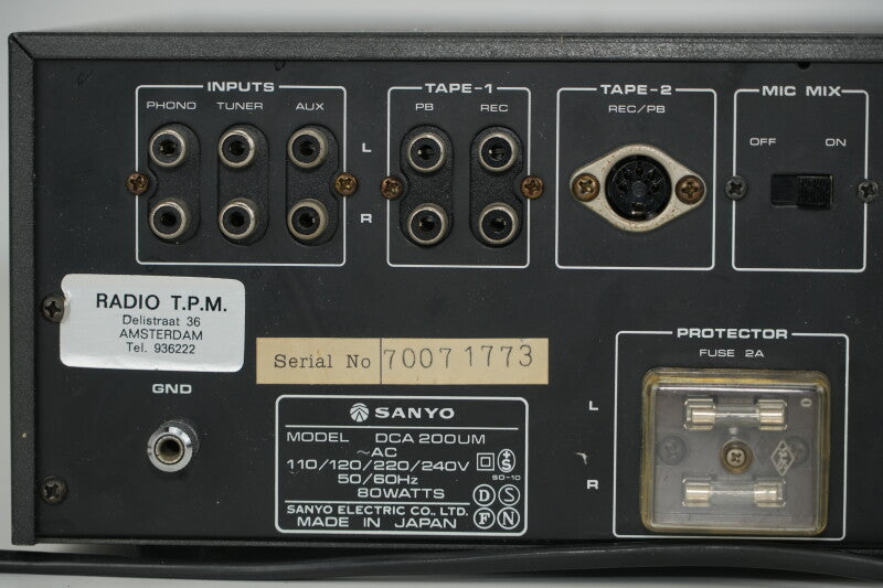 Sanyo DCA-200UM - Stereo versterker met hoofdtelefooningang