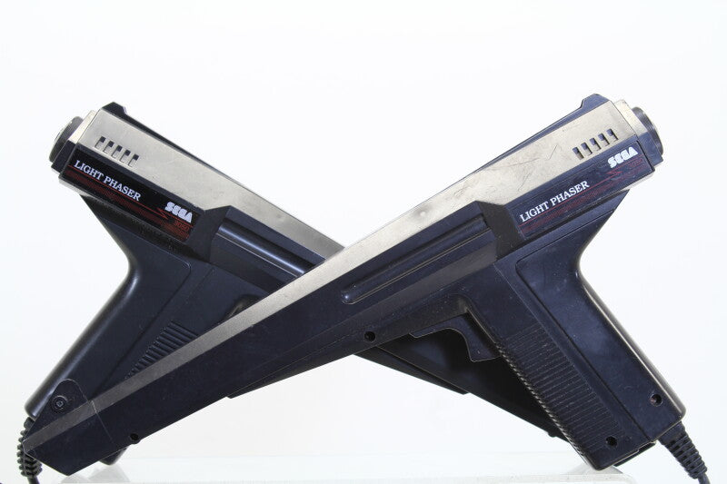 Sega lot of lightphasers control pads mega drive pads