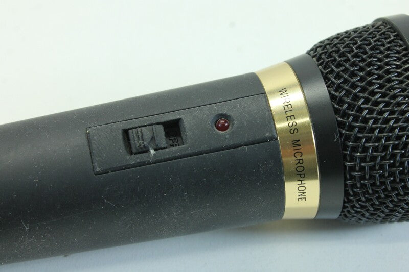 Sekaku WR-242R Wireless Receiver with WT-212CT Wireless Microphone