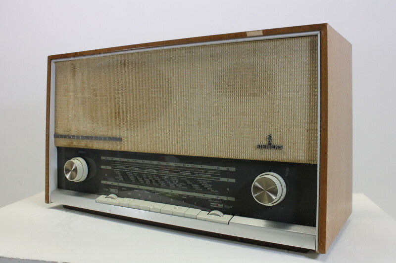 Siemens Klangmeister II RG42 tube radio