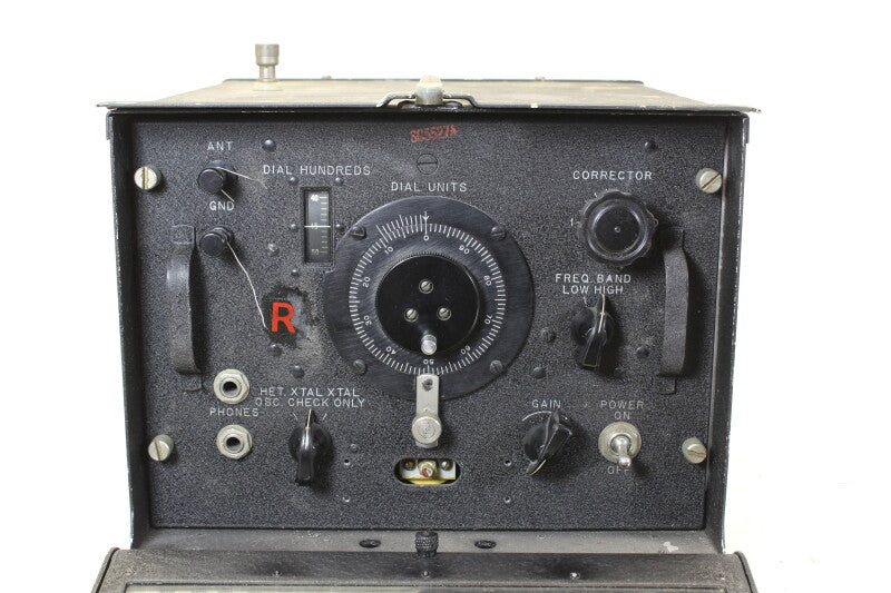 Signal Corps BD-221 Frequency Meter