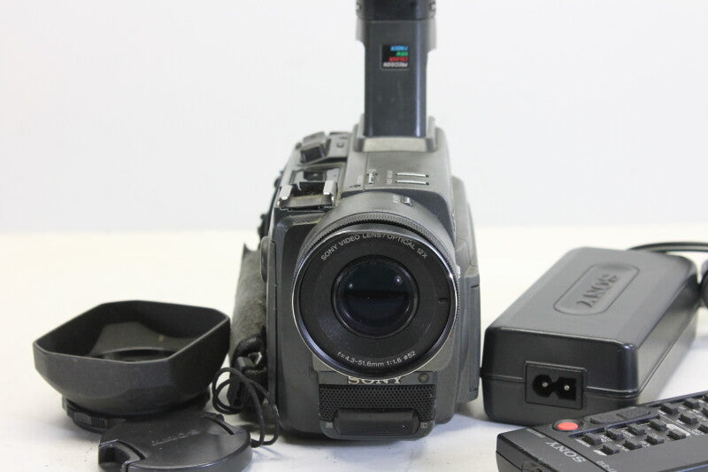 Sony 3ccd mini DVCAM 12X