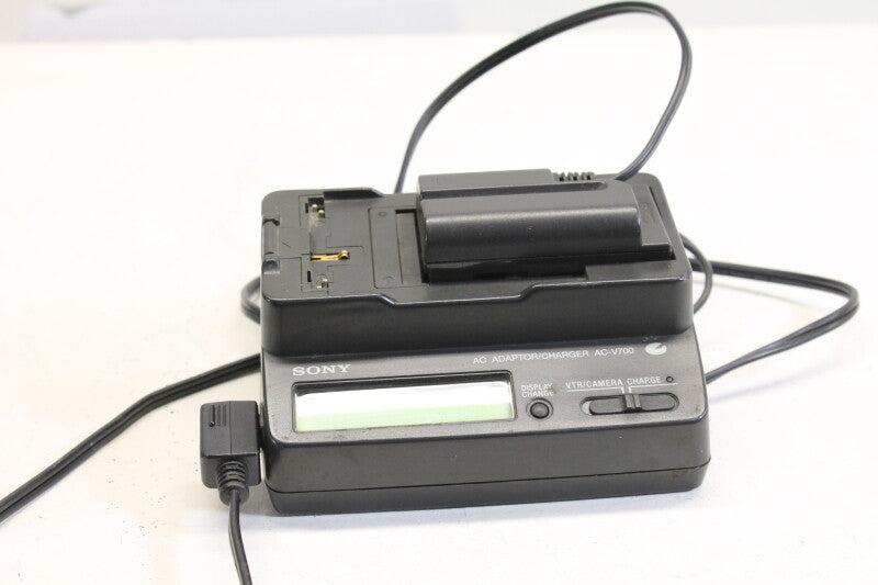 Sony AC-V700 Adapter charger
