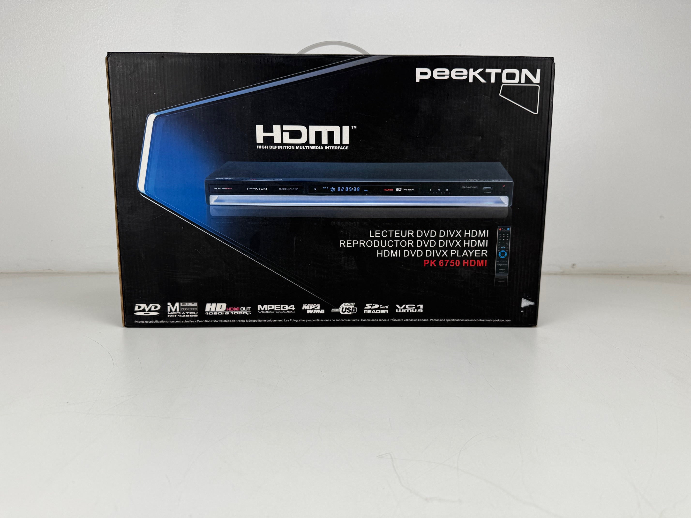Onbekende PK 6750 HDMI DVD DIVX-speler met originele doos en afstandsbediening