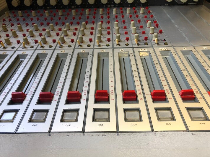 Studer 089 MK1 11-kanaals vintage studiomixer