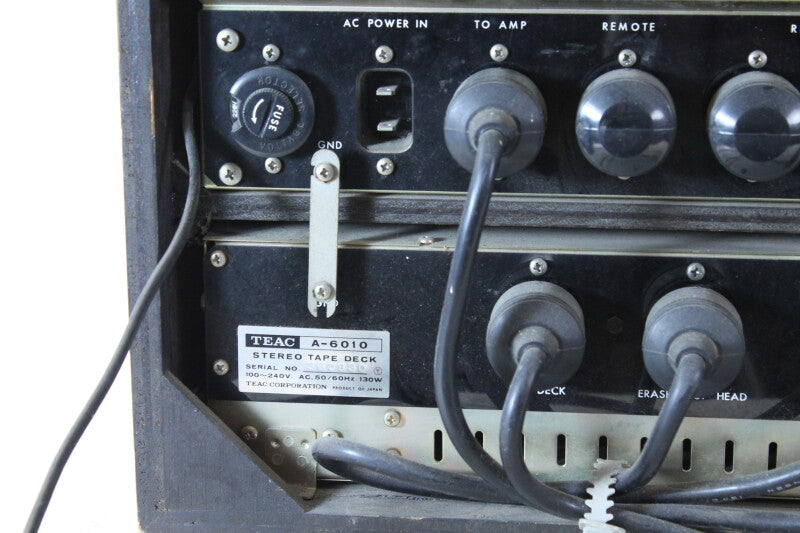 TEAC A-6010 Tape Recorder with AR060 Amplifier