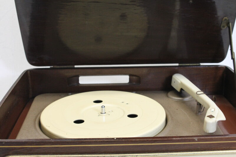 Telefunken R174- Tube radio with vinyl record player