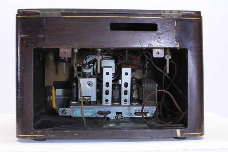 Telefunken R174- Tube radio with vinyl record player