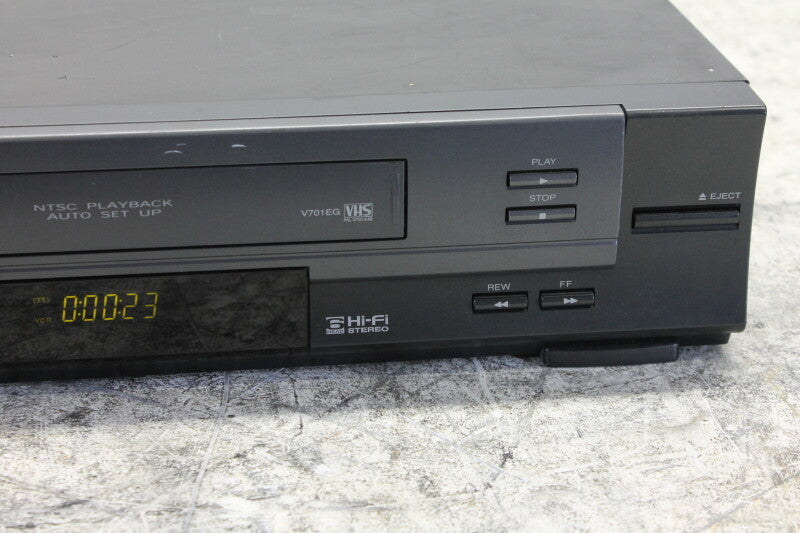 Toshiba Video Cassette Recorder V-701EG