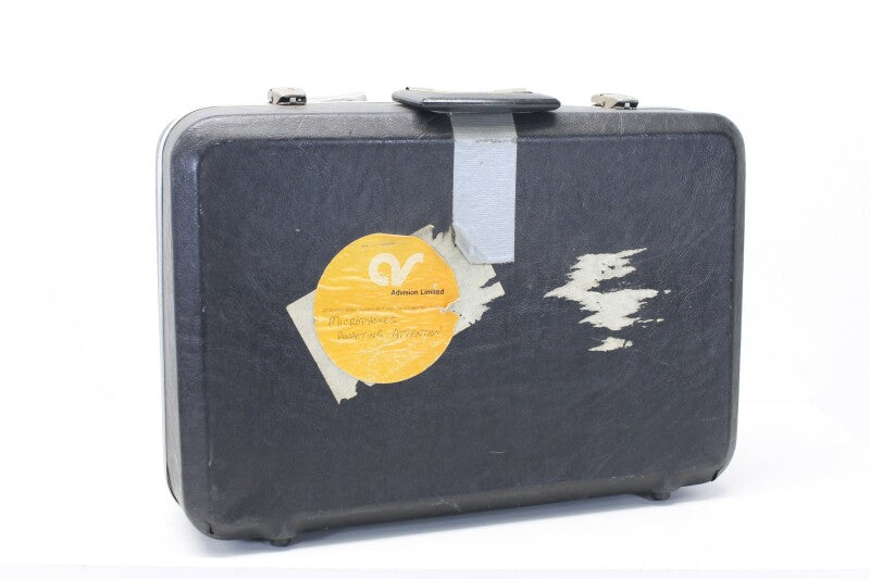 Unknown Hard Plastic Suitcase - Damaged