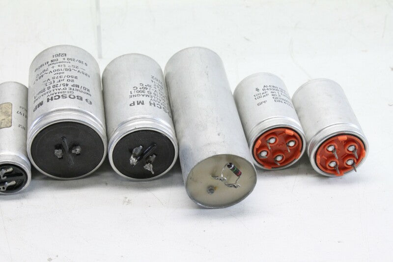 Unknown Lot with capacitors with different values (see pictures for details) (No.2)