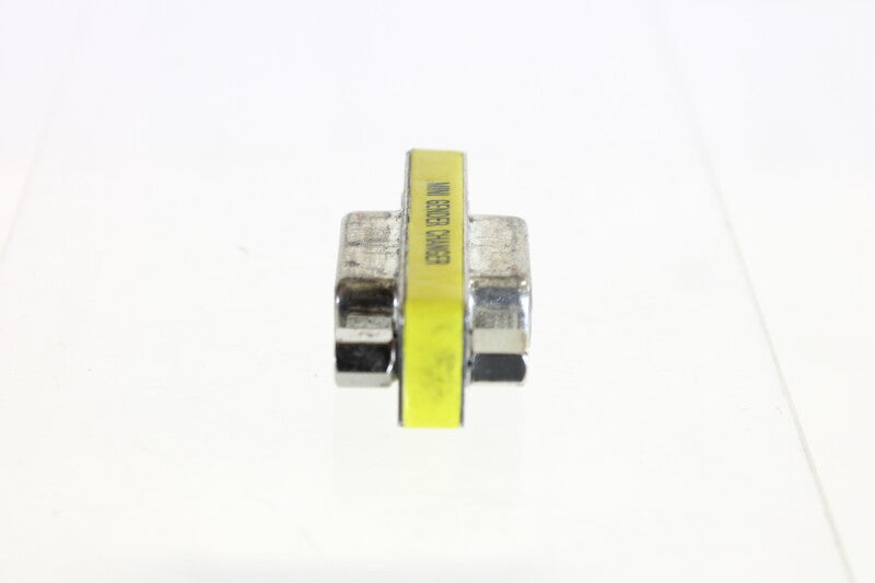 Unknown Mini Gender Changer (1 bolt & nut)