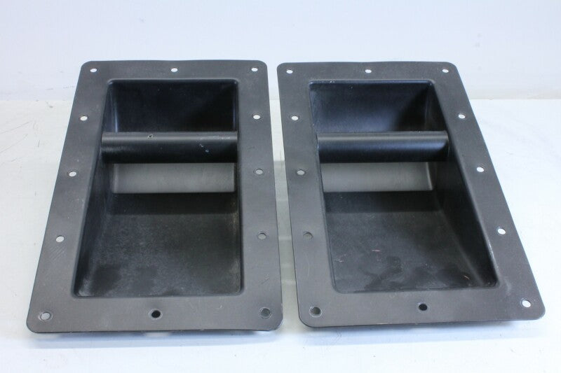 Unknown Set with Speaker Grips