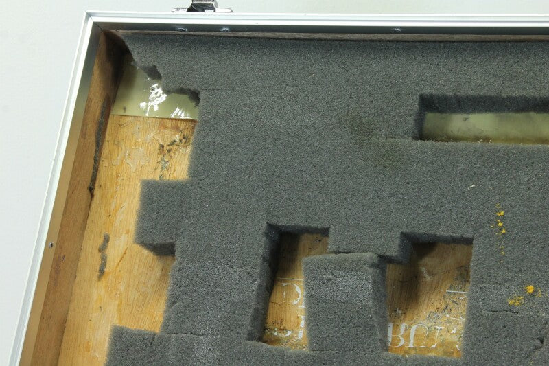 Unknown Sturdy Aluminum Flightcase/Suitcase (No.2)