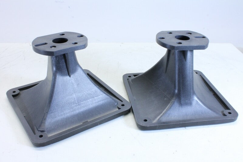 Unknown Type Set With Speaker Horns