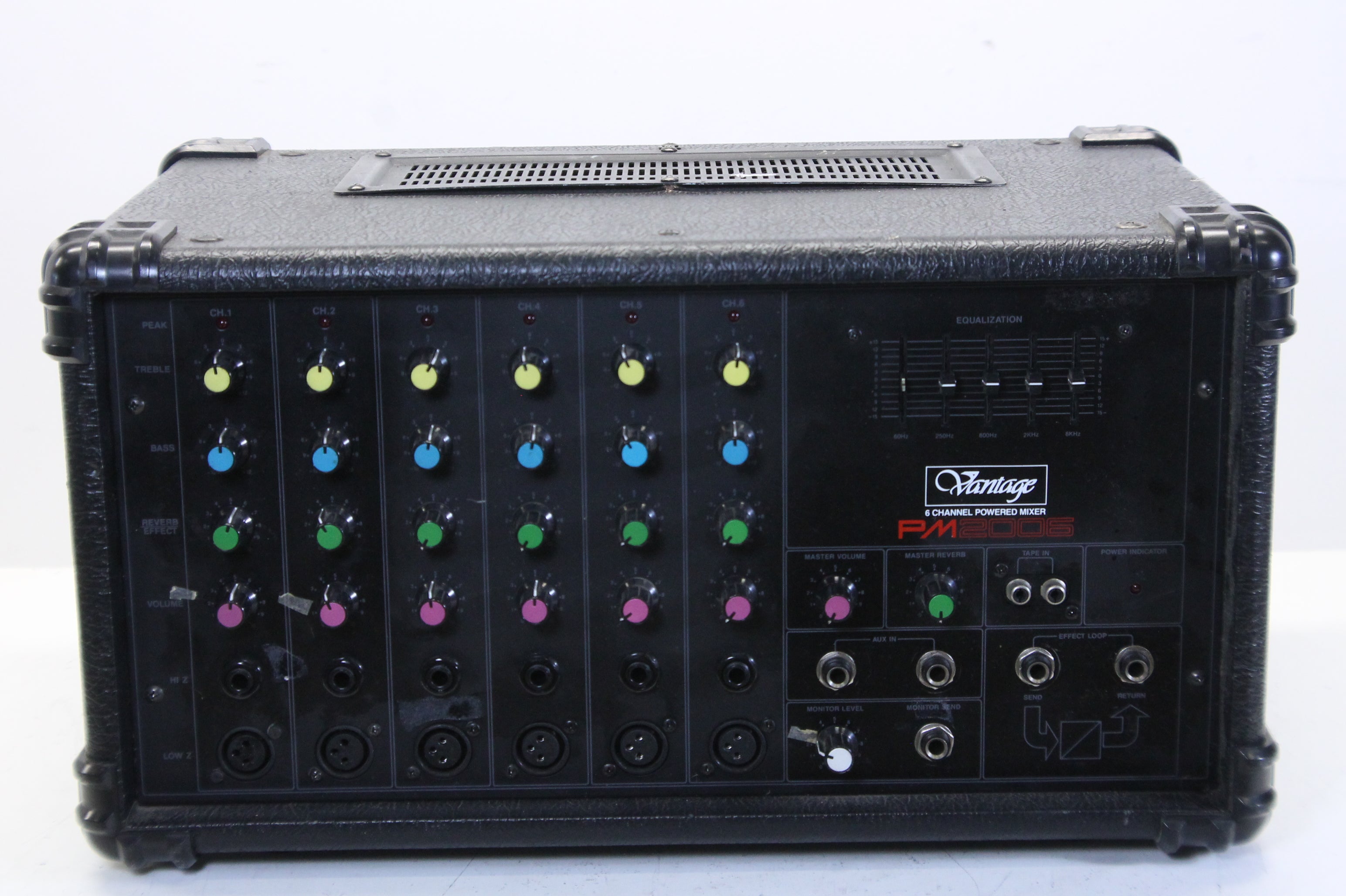 Defect aan de Vantage PM2006 6-kanaals actieve mixer