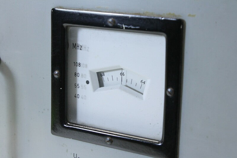 Wandel & Goltermann LO-40 Power Oscillator from 40 to 108 MHz