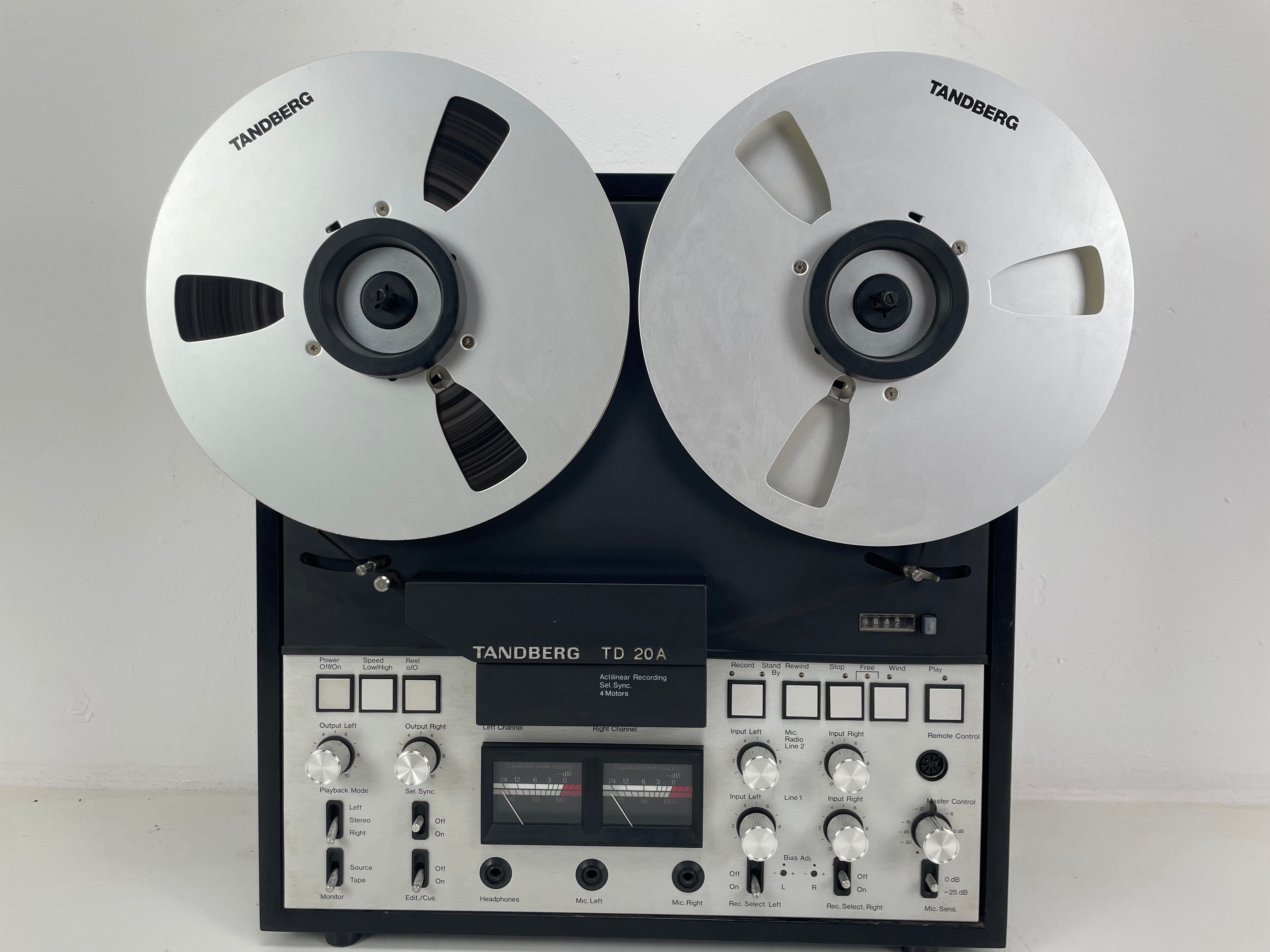 Tandberg - TD 20A - Reel to Reel Recorder - W/ Manual