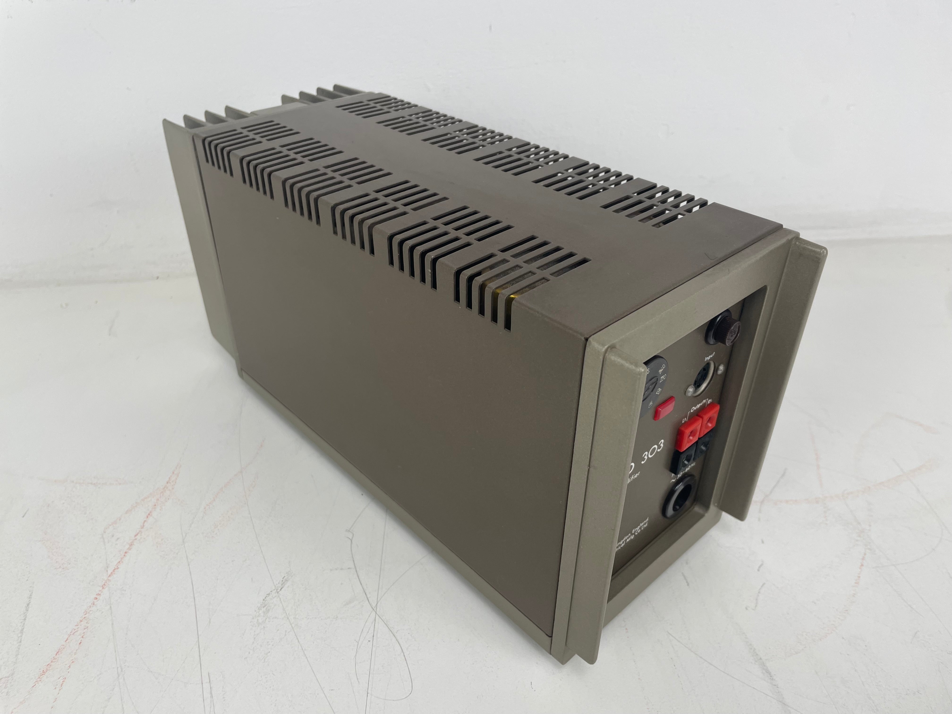 Quad - 34 Control Unit/303 Power Amplifier - Inc. Power/AUX Cable