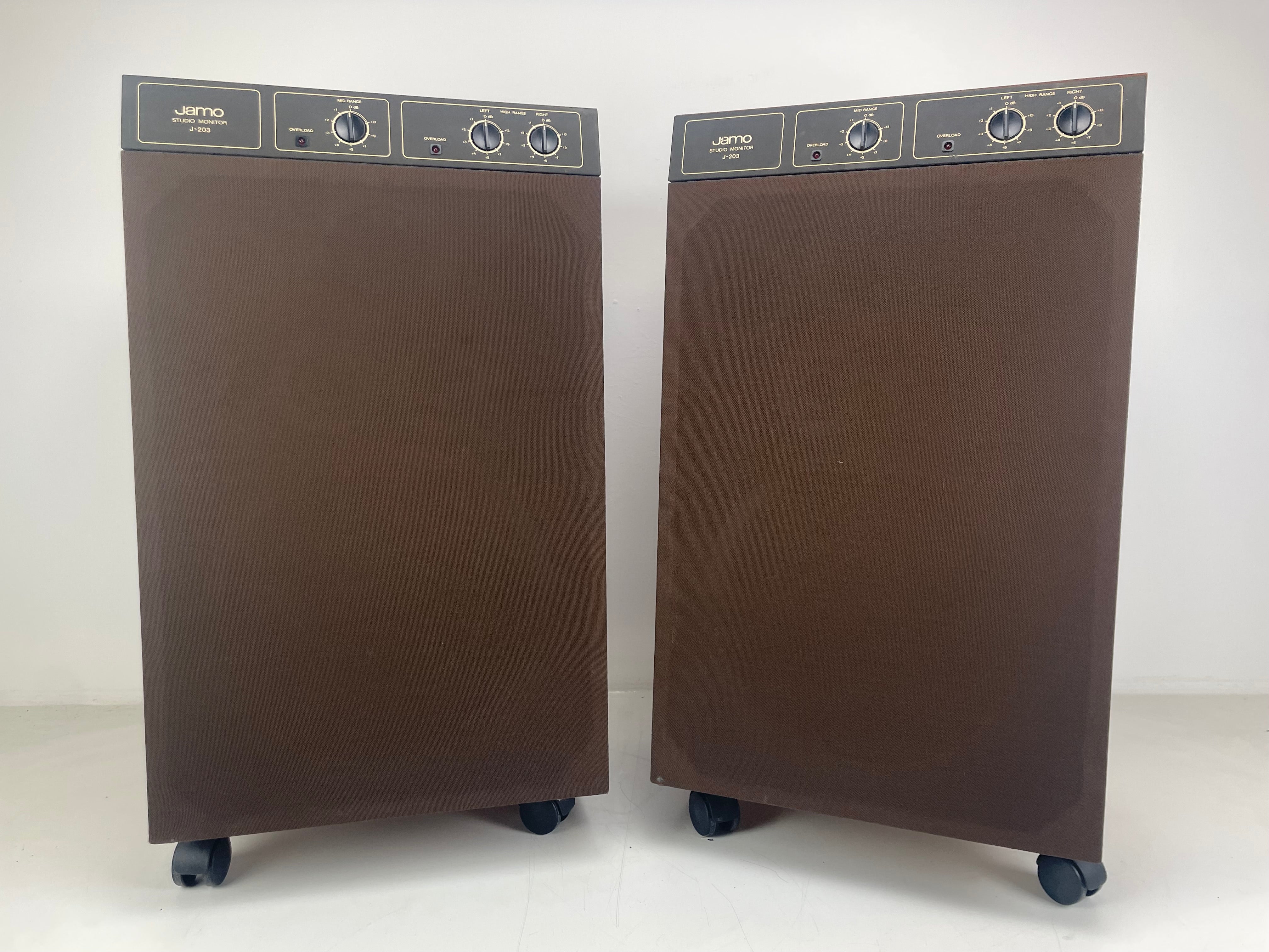 Jamo - J-203 - Floorstanding Speakers - Studio Monitor - Serviced (Re-foamed)