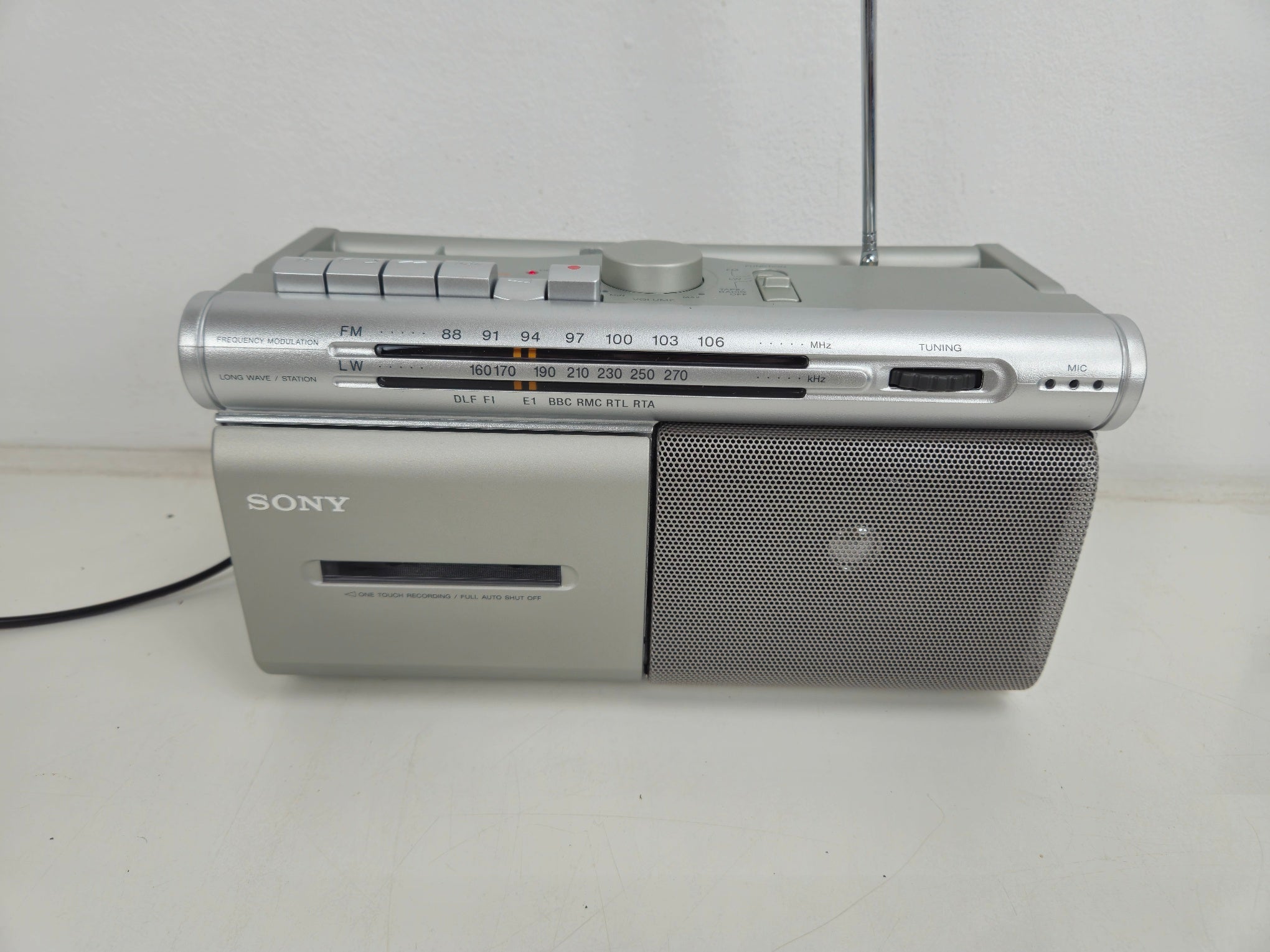 Sony - CFM-20L - Radio Cassette recorder - As New