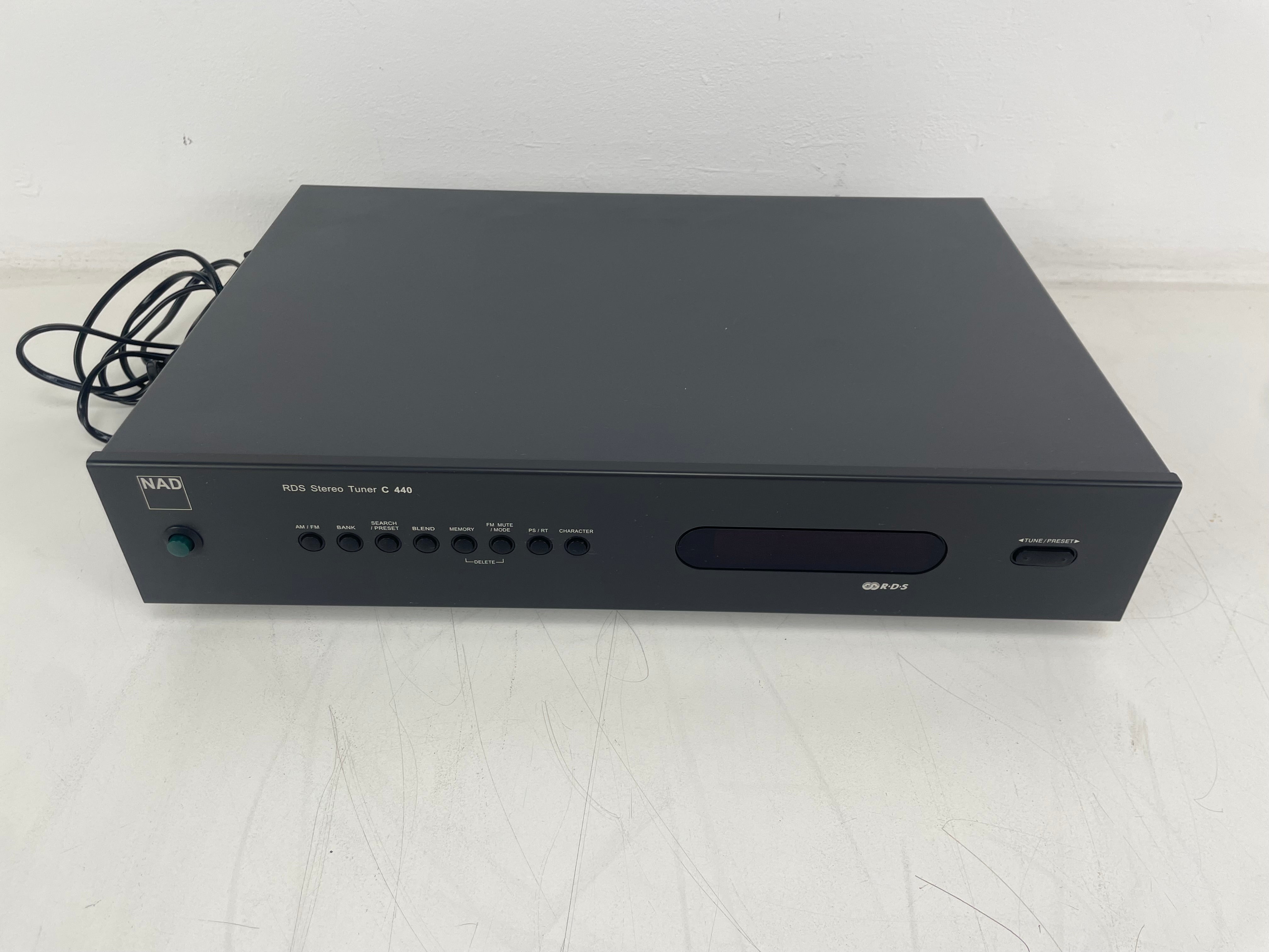 NAD - C440 - RDS Stereo Tuner - Inc. Manual, Antenna
