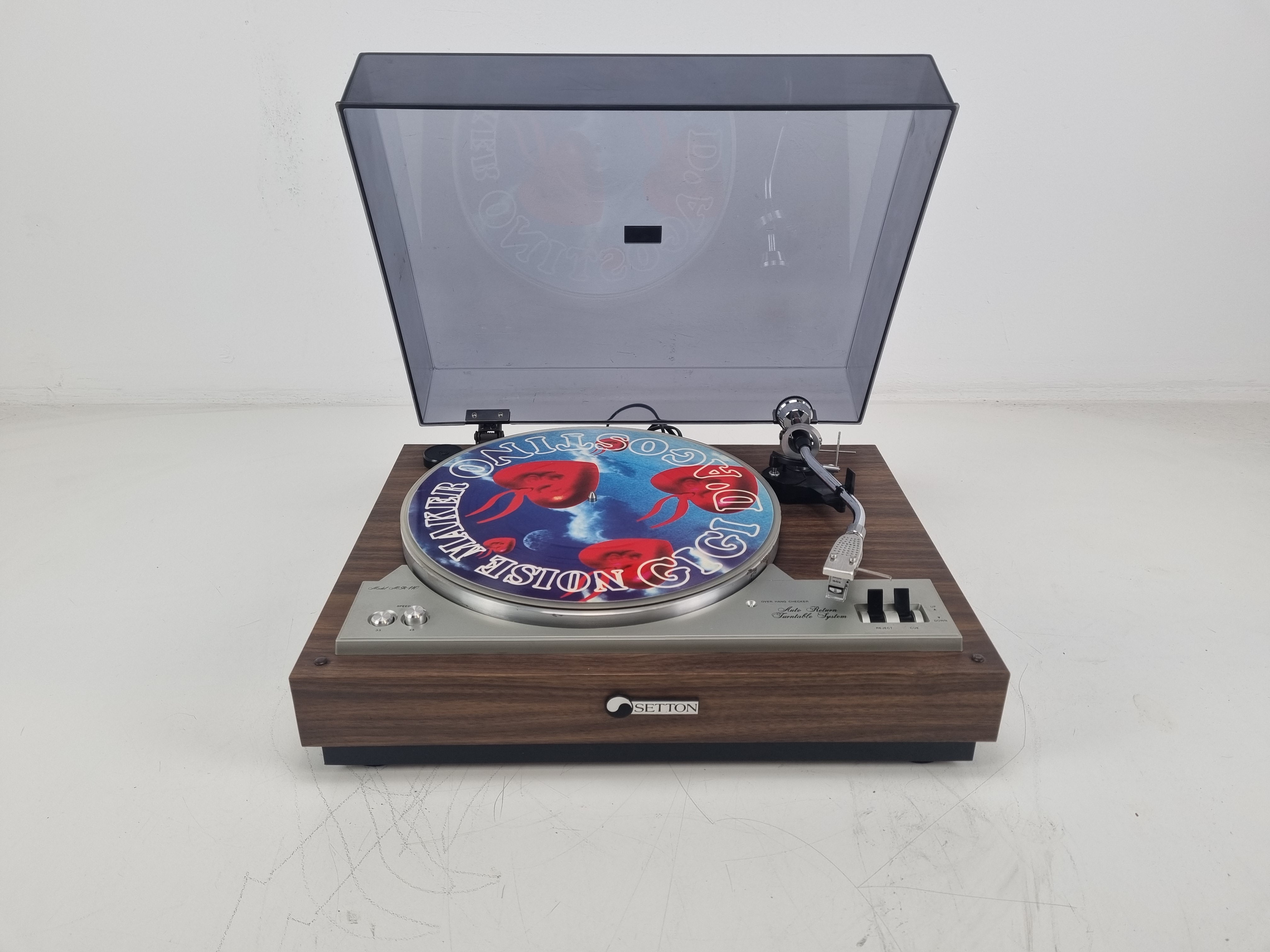 Setton - MR-110 Turntable - Belt Drive - New Belts - New Stylus - Rare