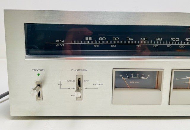 Pioneer TX-606 AM/FM Stereo Tuner - New scale lights