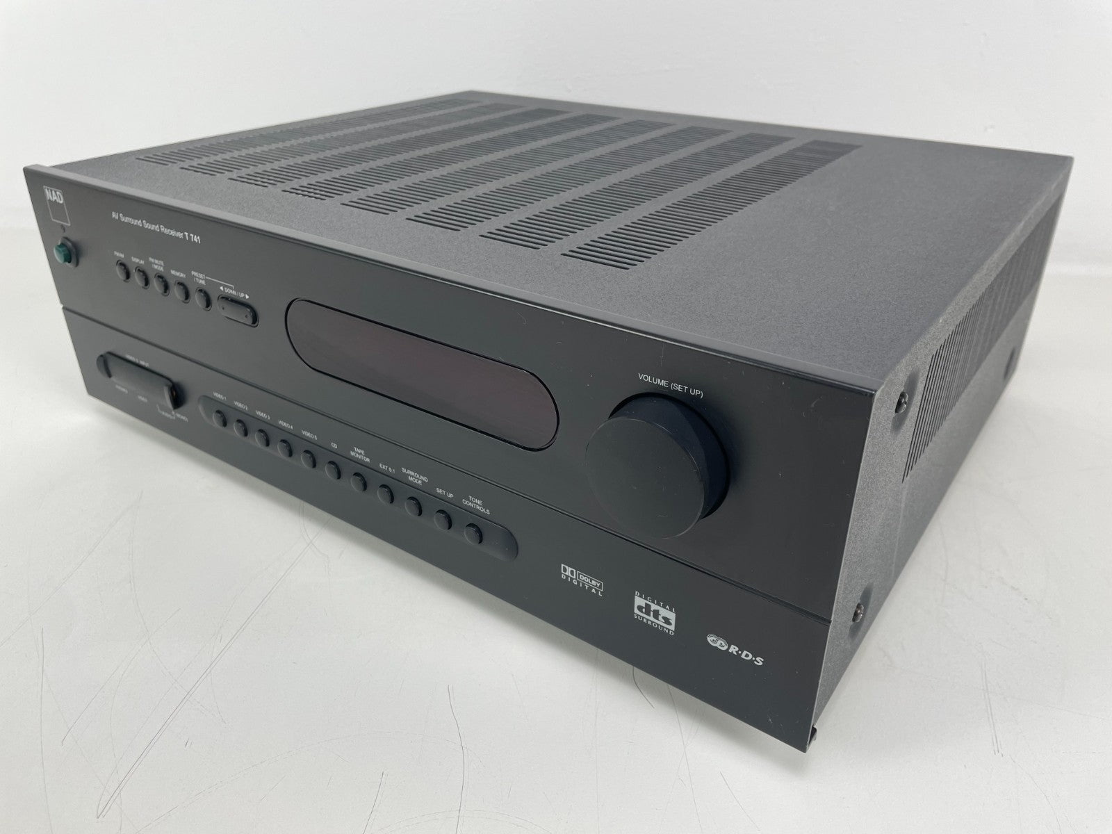 NAD T-741 Surround Receiver – 60 watts per channel into 8Ω