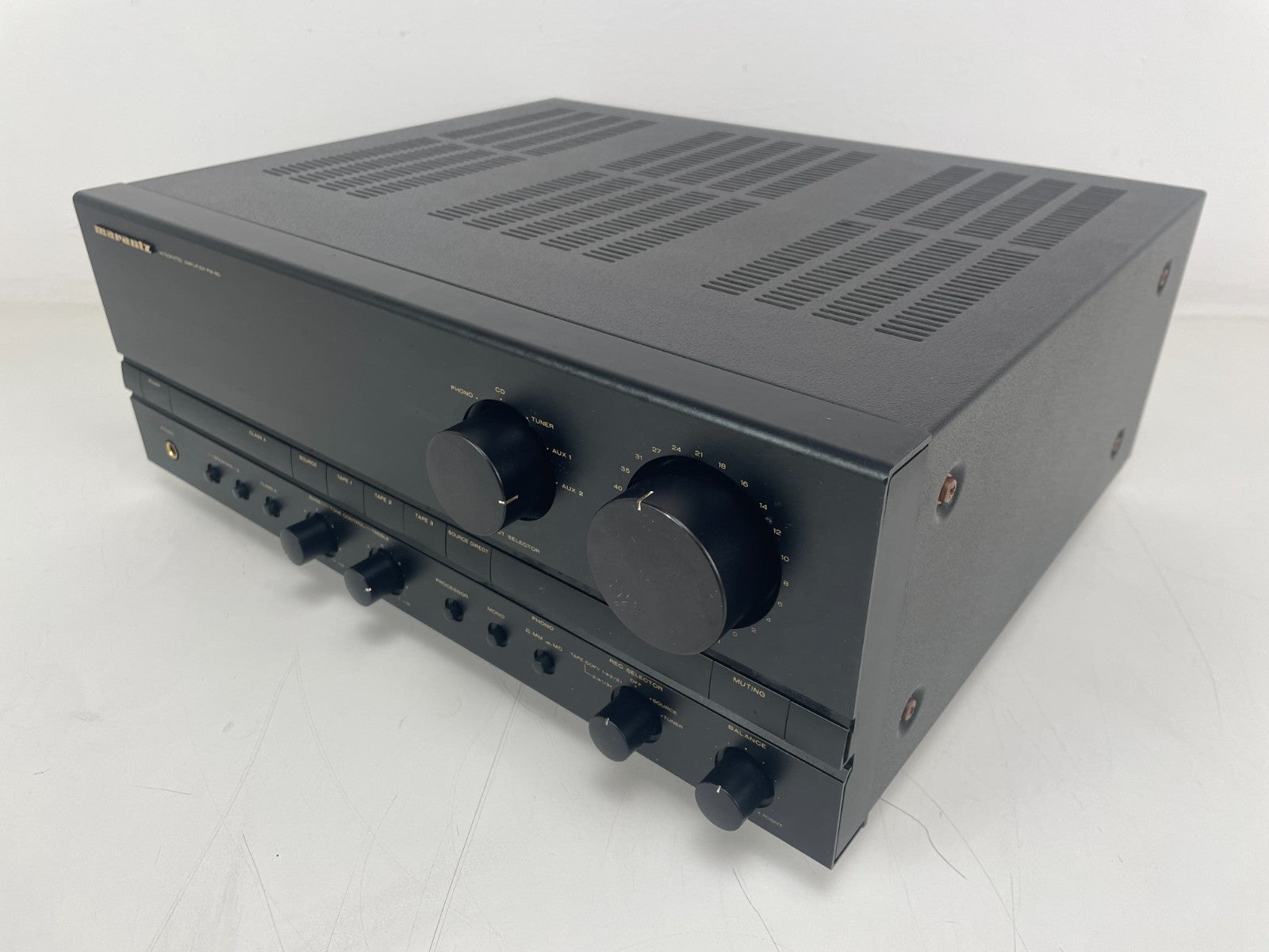 Marantz PM-80 Integrated Amplifier - 100 wat into 8 Ohm - Made in Japan