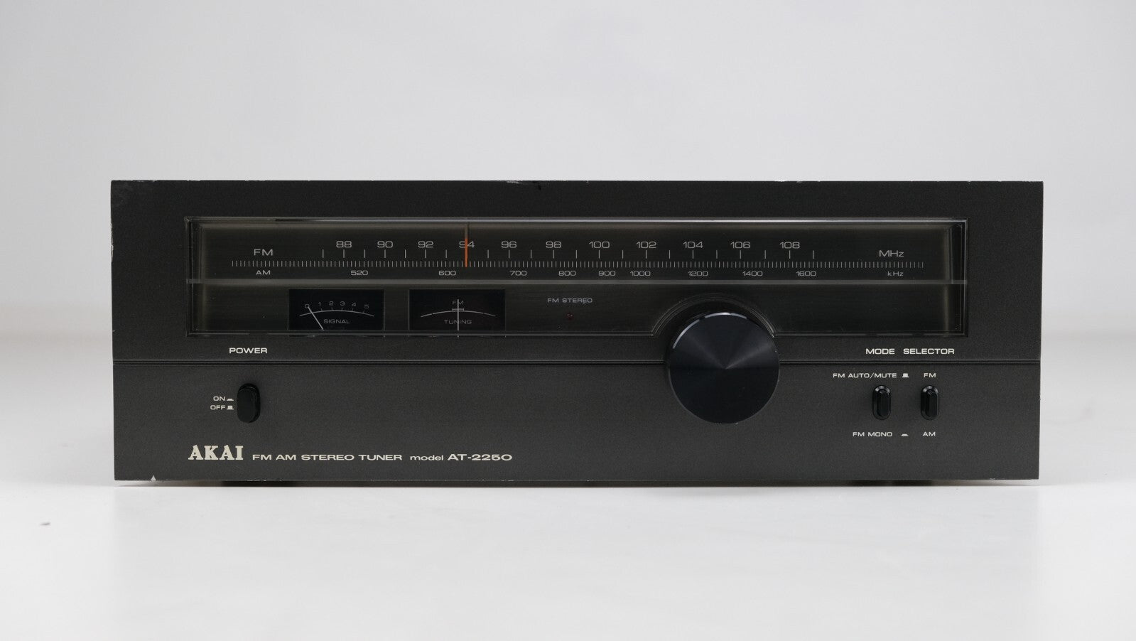 Akai AT-2250 - Tuner - Black