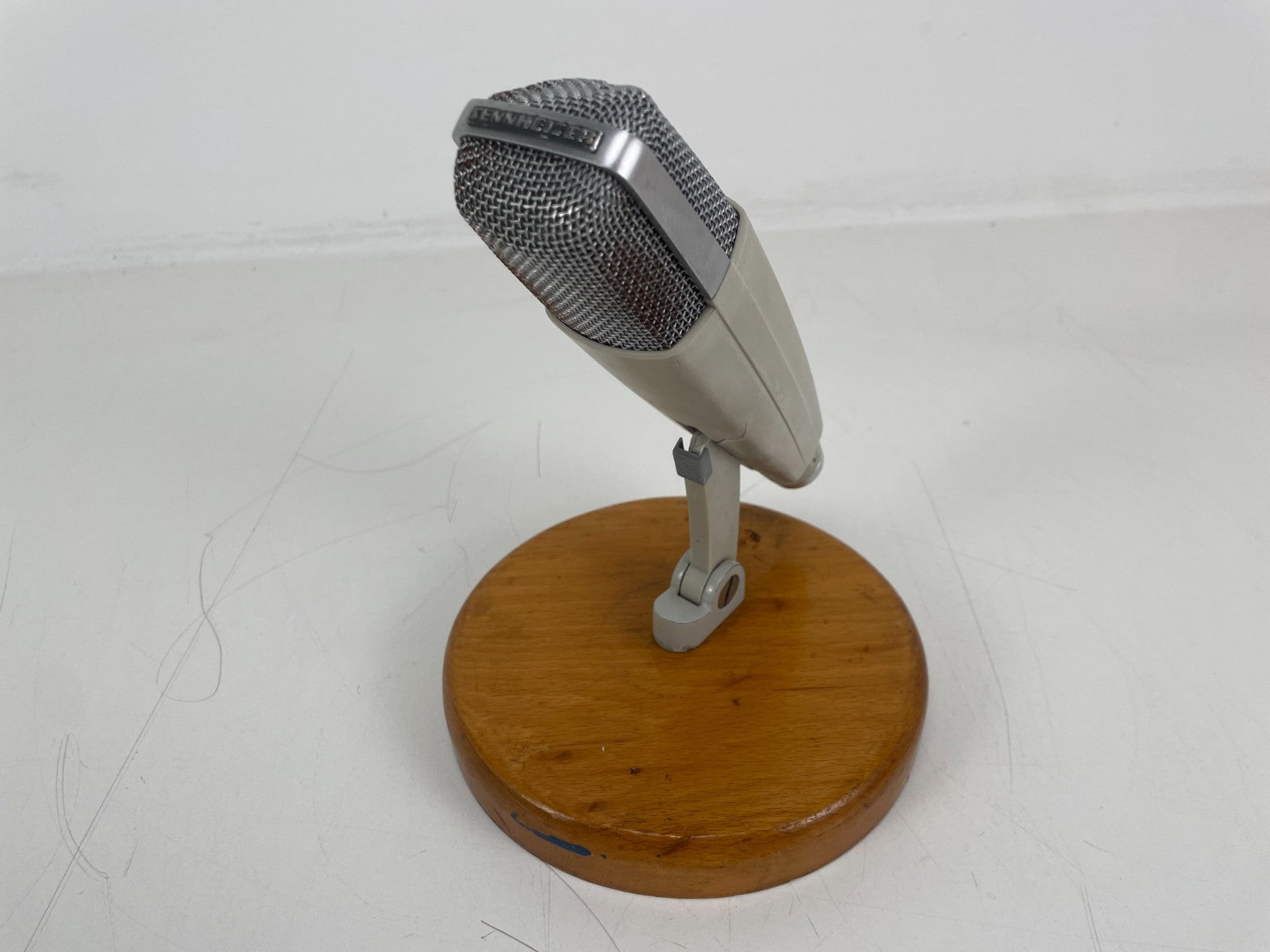 Sennheiser MD421 HL Microphone – Small tuchel connection