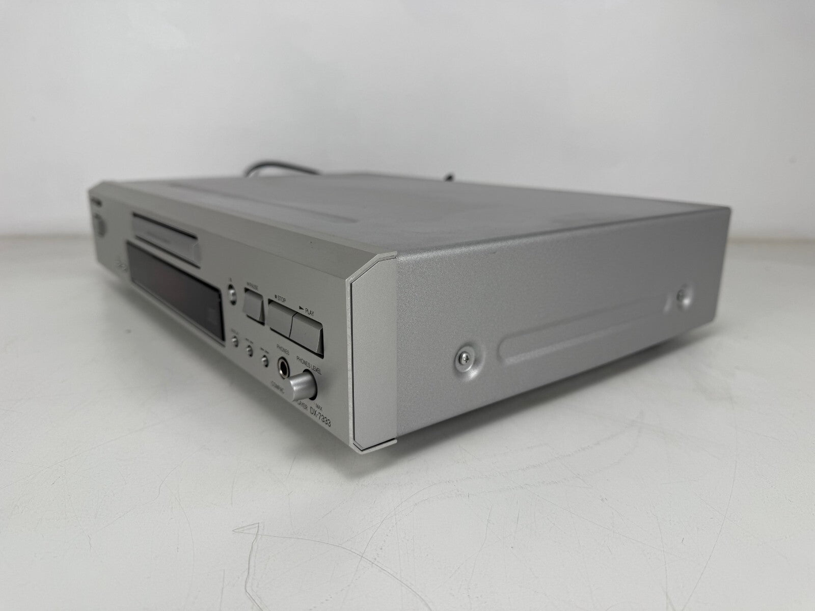 Onkyo DX-7333 Compact Disc Player With Original box - Remote Control - Manuals