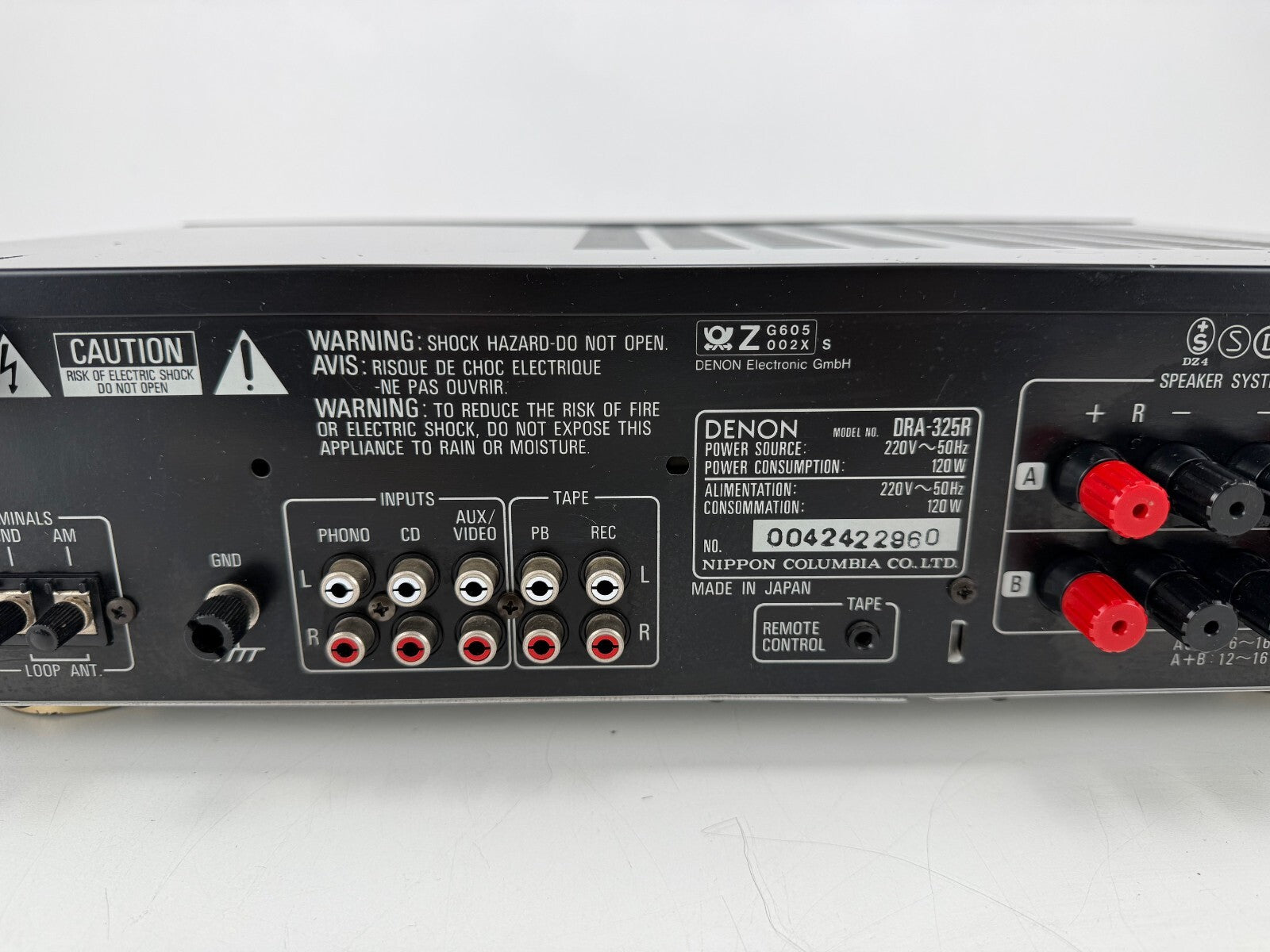 Denon DRA-325R Precision Audio Component / AM-FM Stereo Receiver