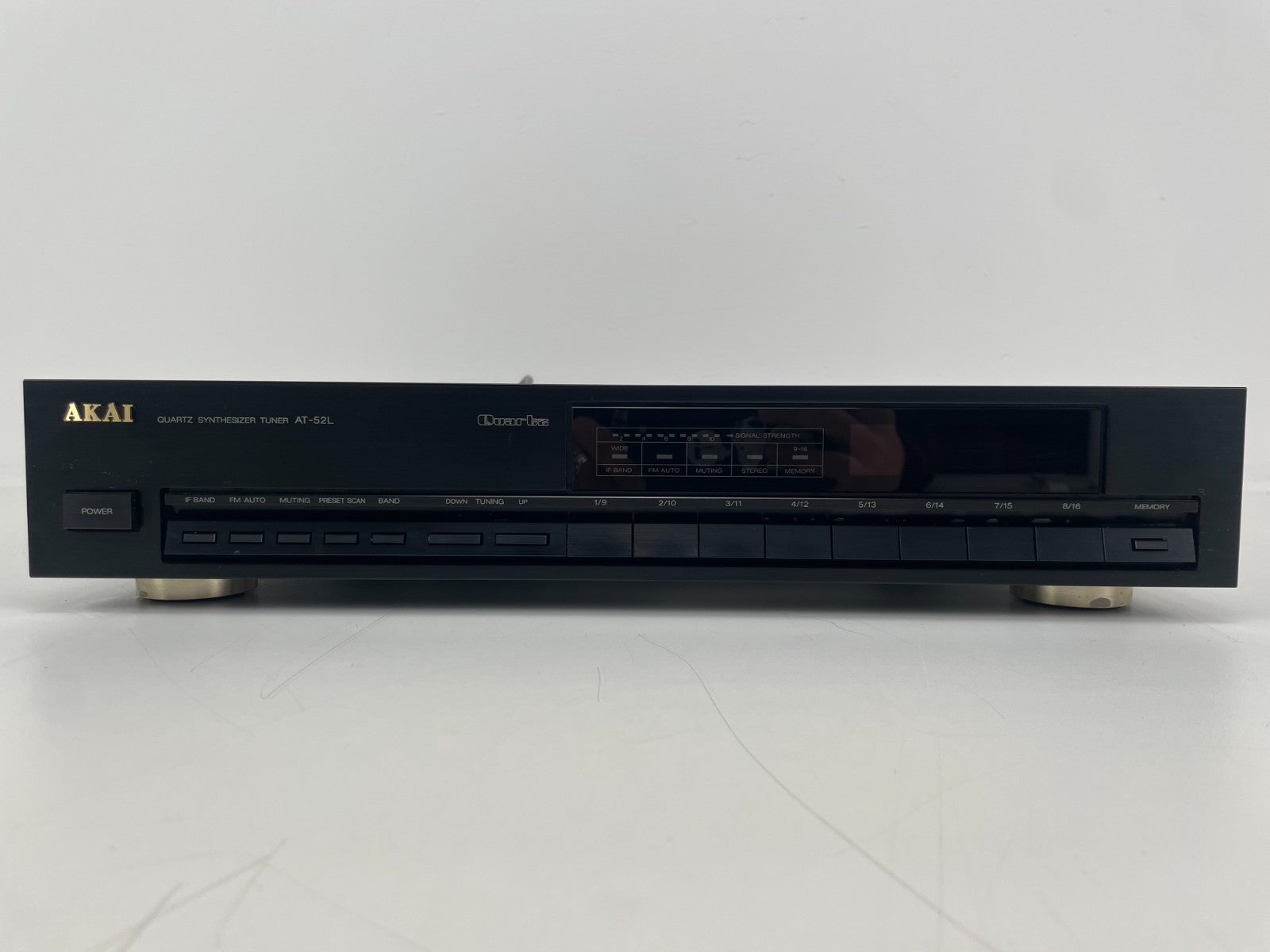Akai AT-52L Stereo AM/FM-tuner – Zo goed als nieuw