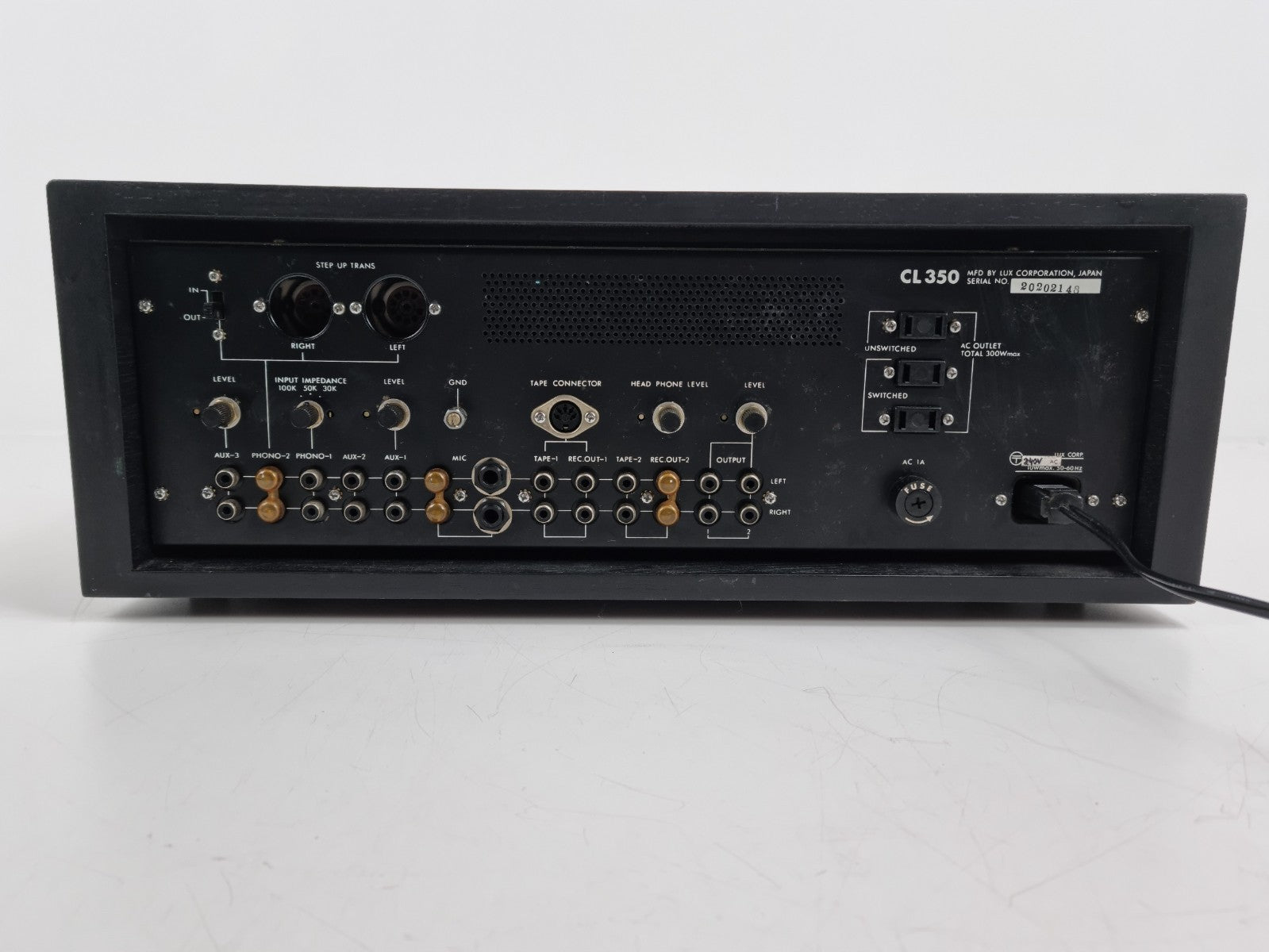 Luxman CL 350 Stereo Control Amplifier - Fully recapped with nichicons