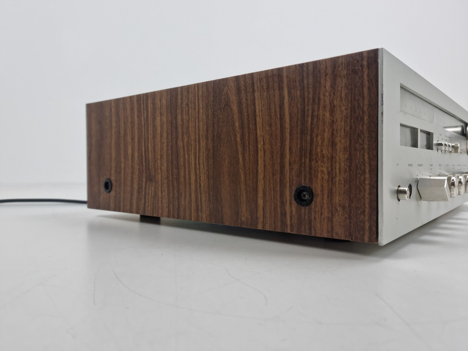 Akai AA 1030 Stereo Receiver - 30 watts per channel into 8 ohms