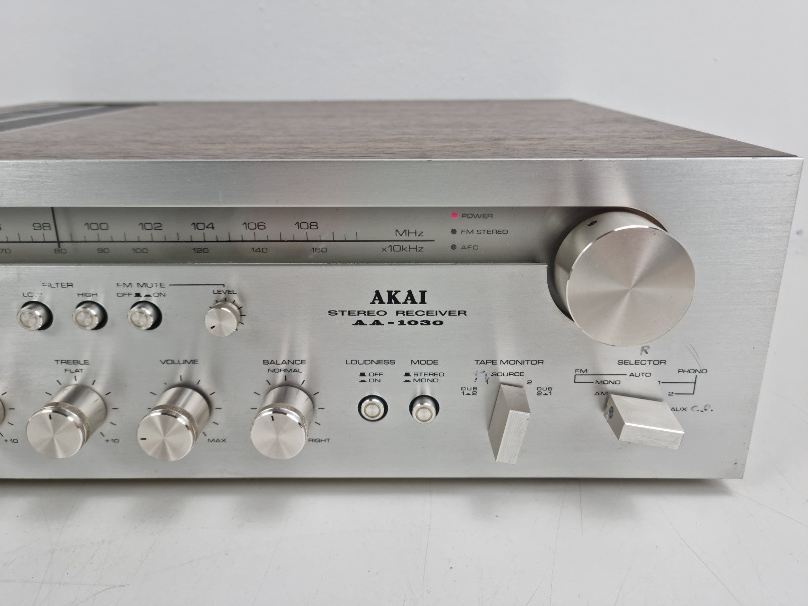 Akai AA 1030 Stereo Receiver - 30 watts per channel into 8 ohms