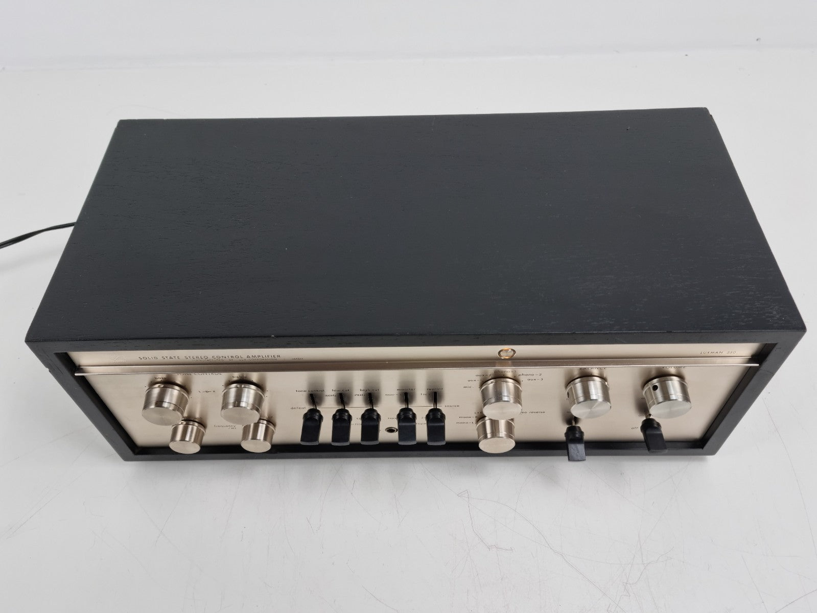 Luxman CL 350 Stereo Control Amplifier - Fully recapped with nichicons