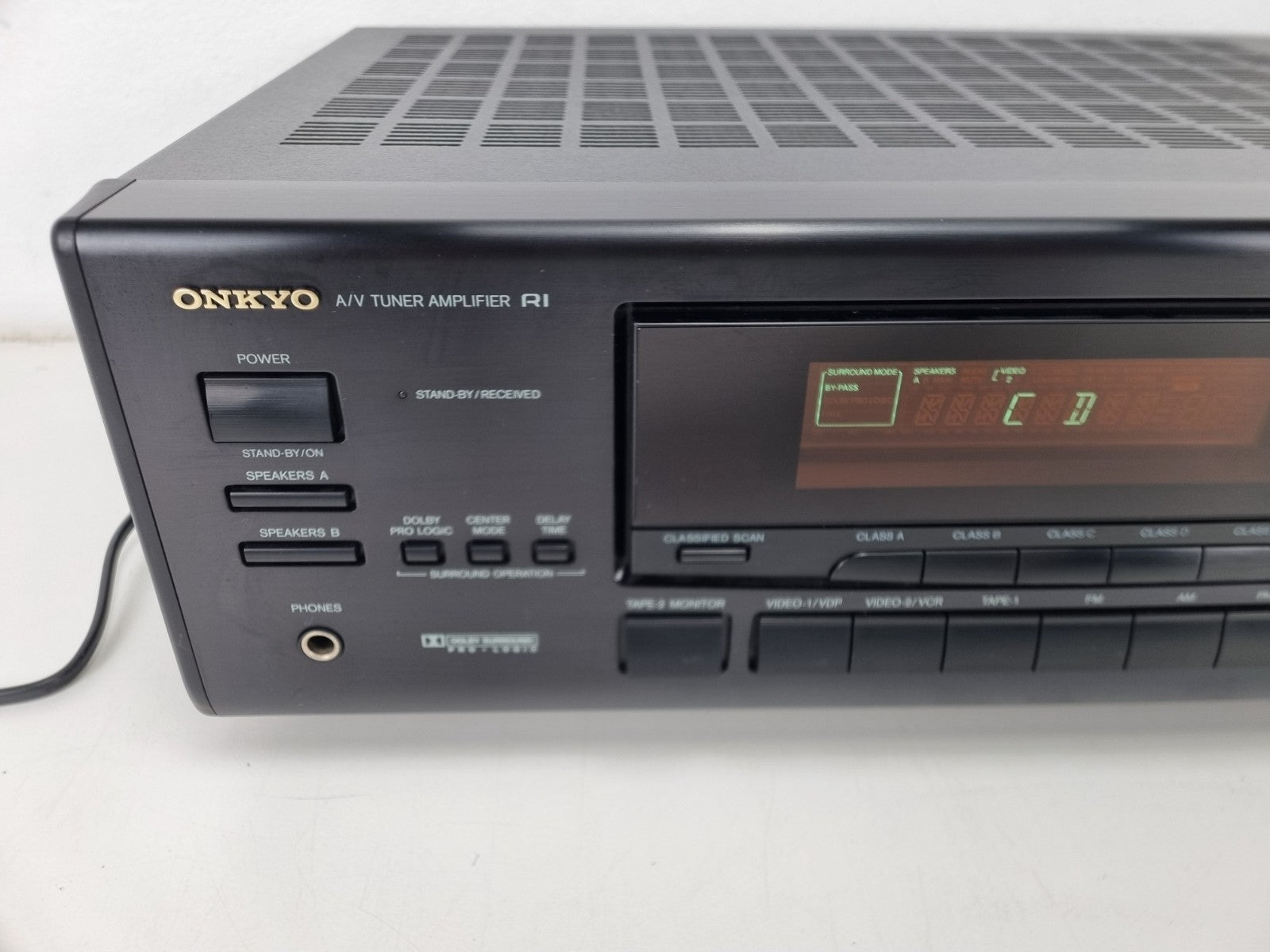 Sony STR-AV220 - FM Stereo/FM-AM Receiver