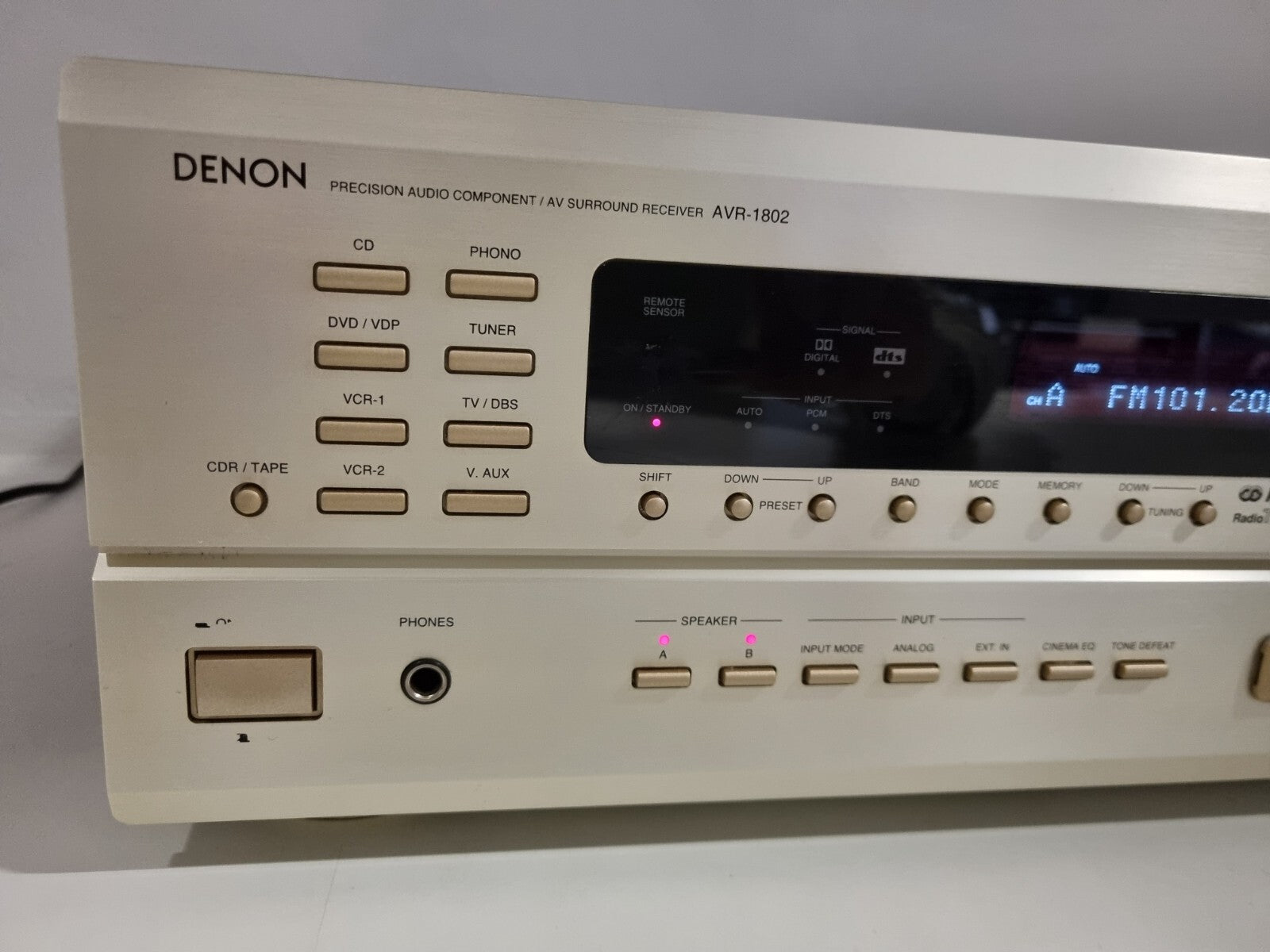 Denon AVR-1802 5.1 Stereo Receiver - Champagne
