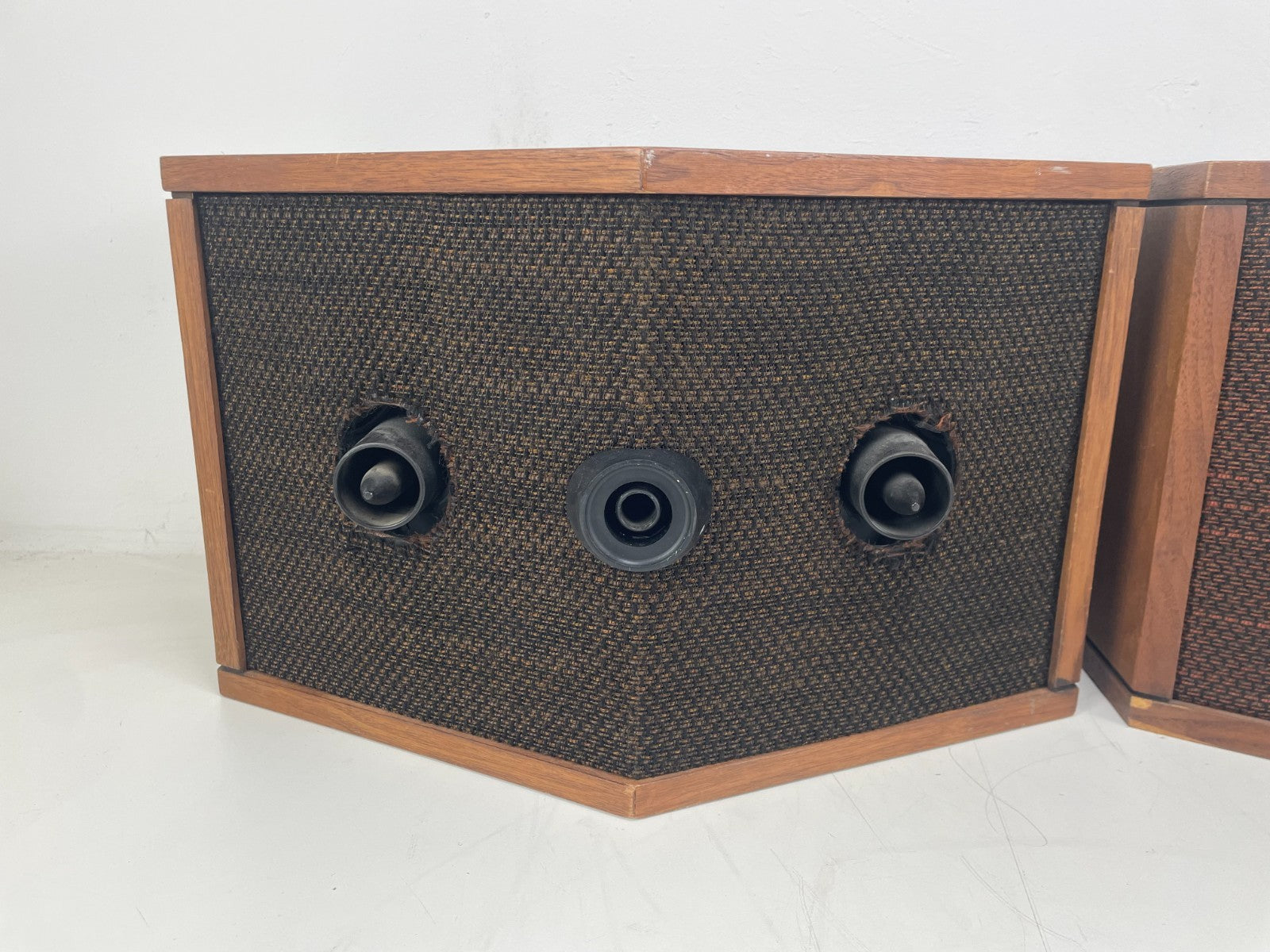 Bose 901 Series IV Speakers Set Of Two - Without EQ