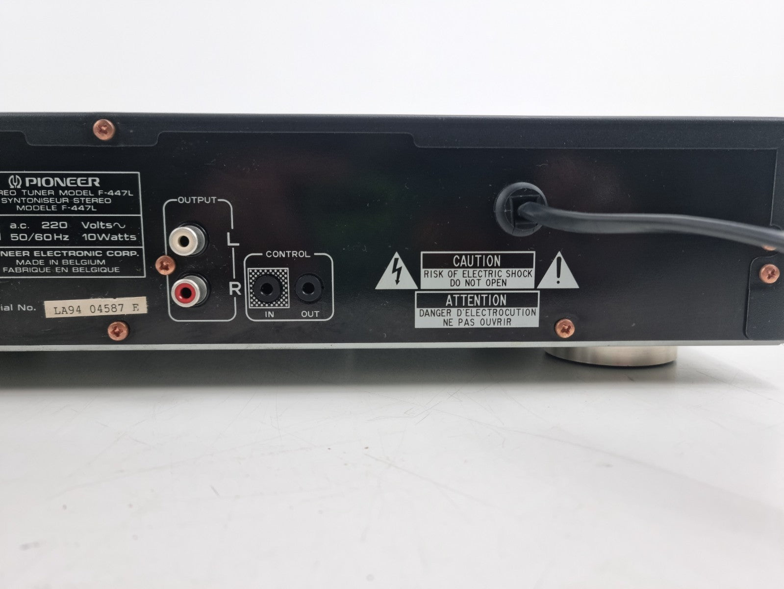 Pioneer F-447L - FM/AM Digital Synthesizer - Tuner - Mint condition