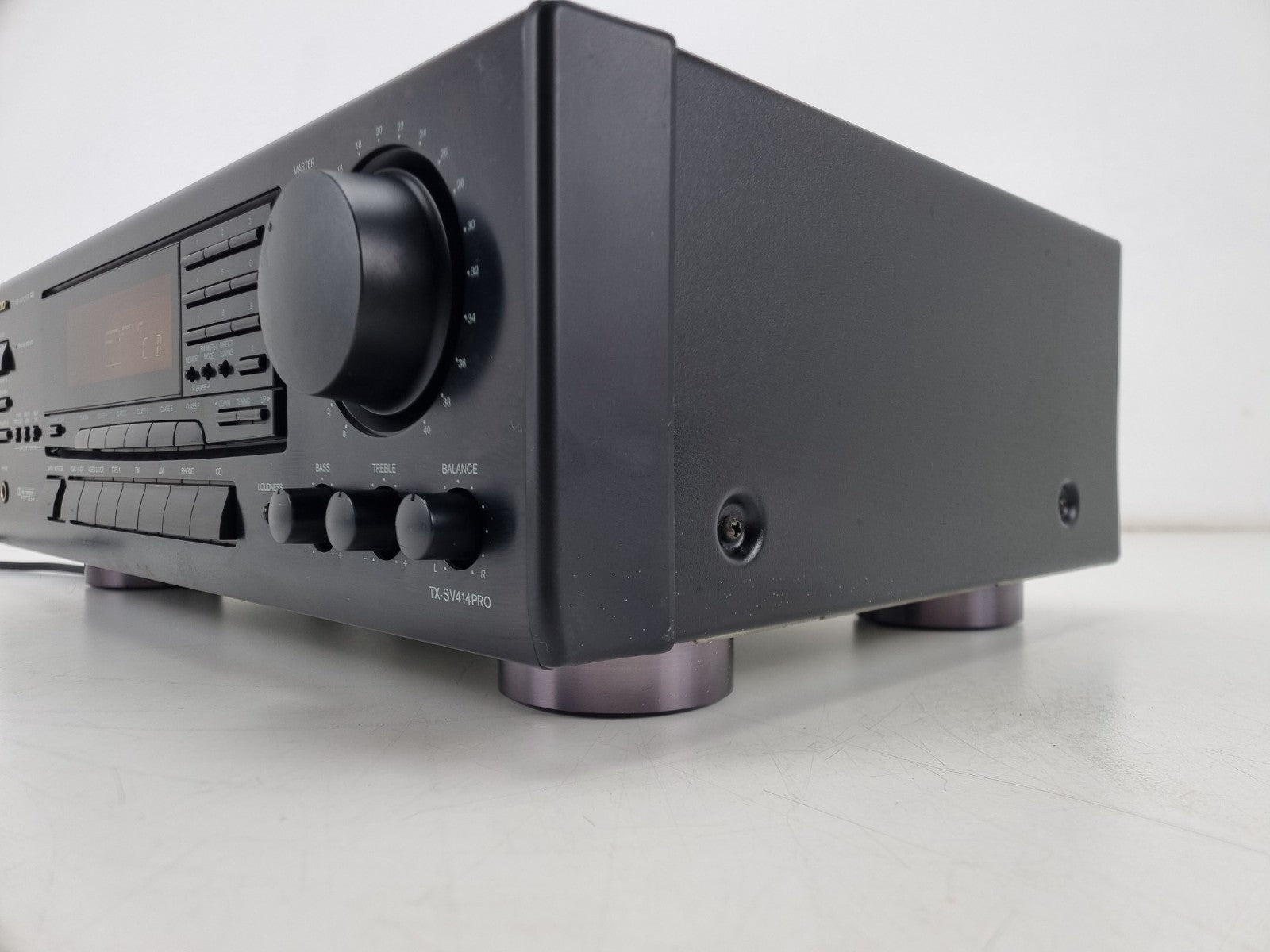 Sony STR-AV220 - FM Stereo/FM-AM Receiver
