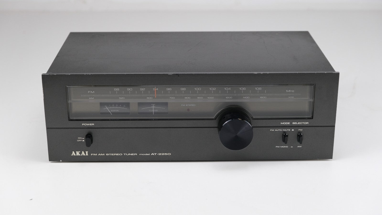 Akai AT-2250 - Tuner - Black