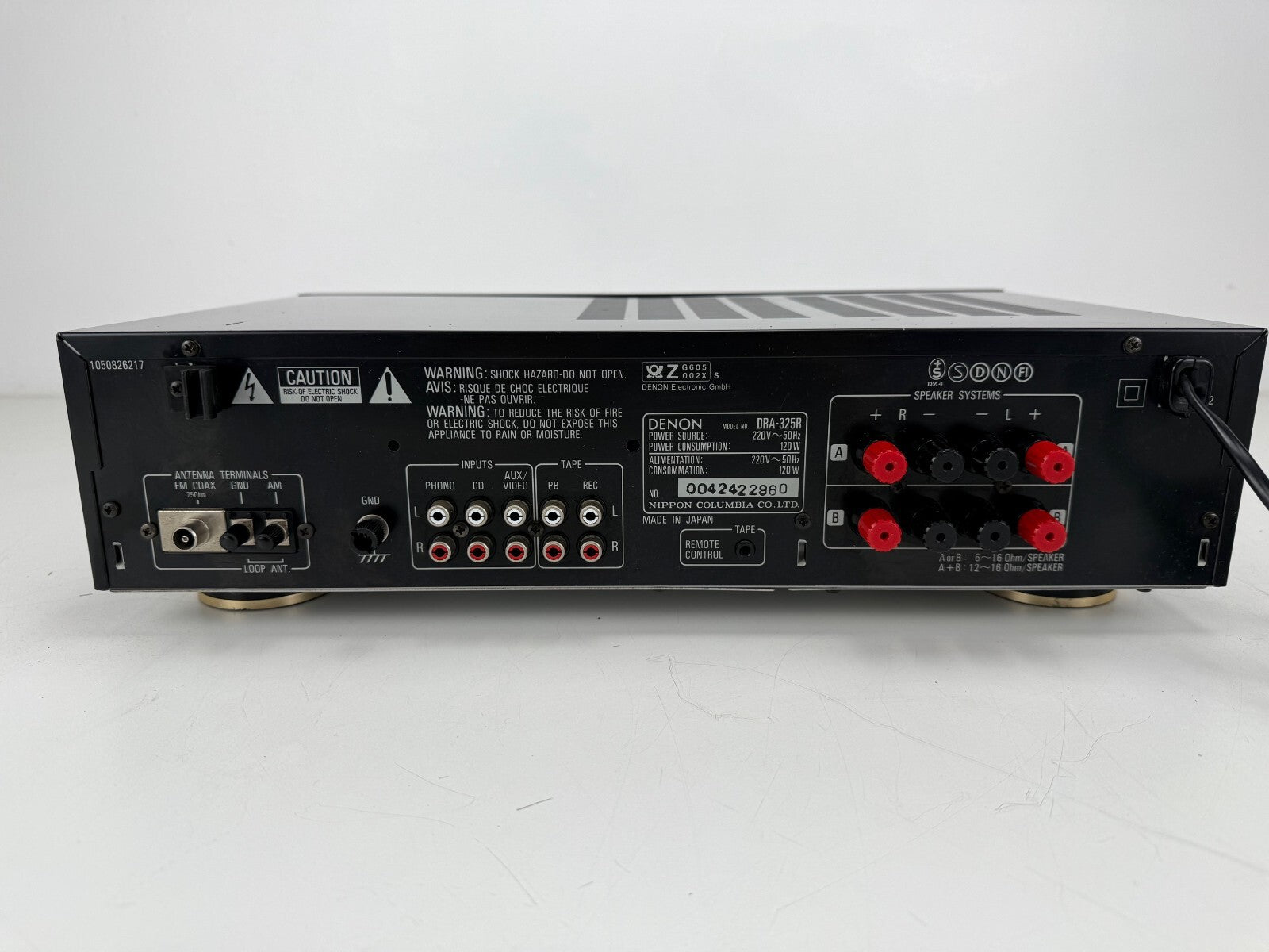 Denon DRA-325R Precision Audio Component / AM-FM Stereo Receiver